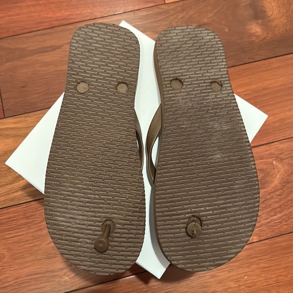 FlipFlops - Picture 3 of 3